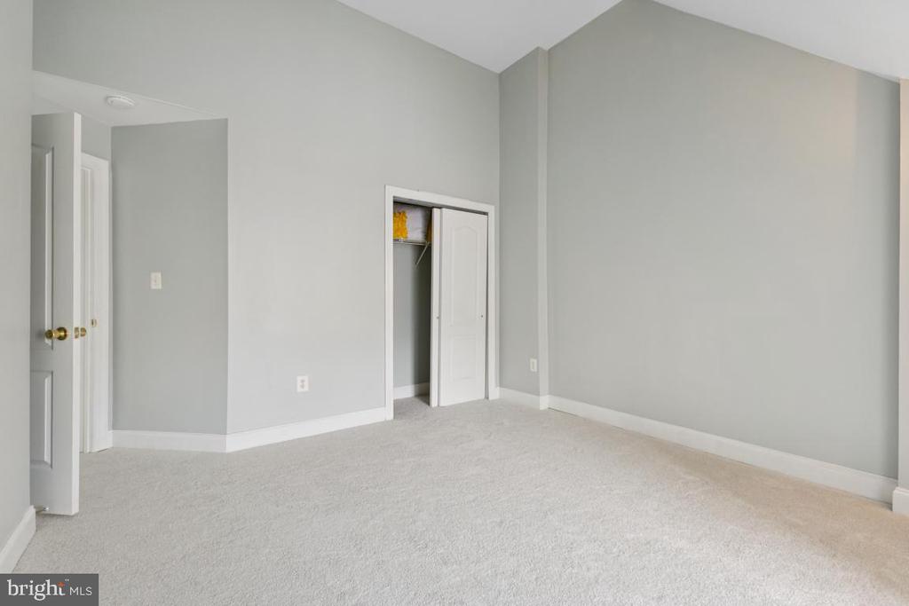 8058 GENEA WAY 48