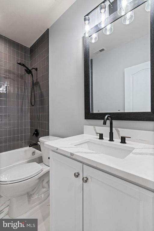 43915 KITTIWAKE DRIVE