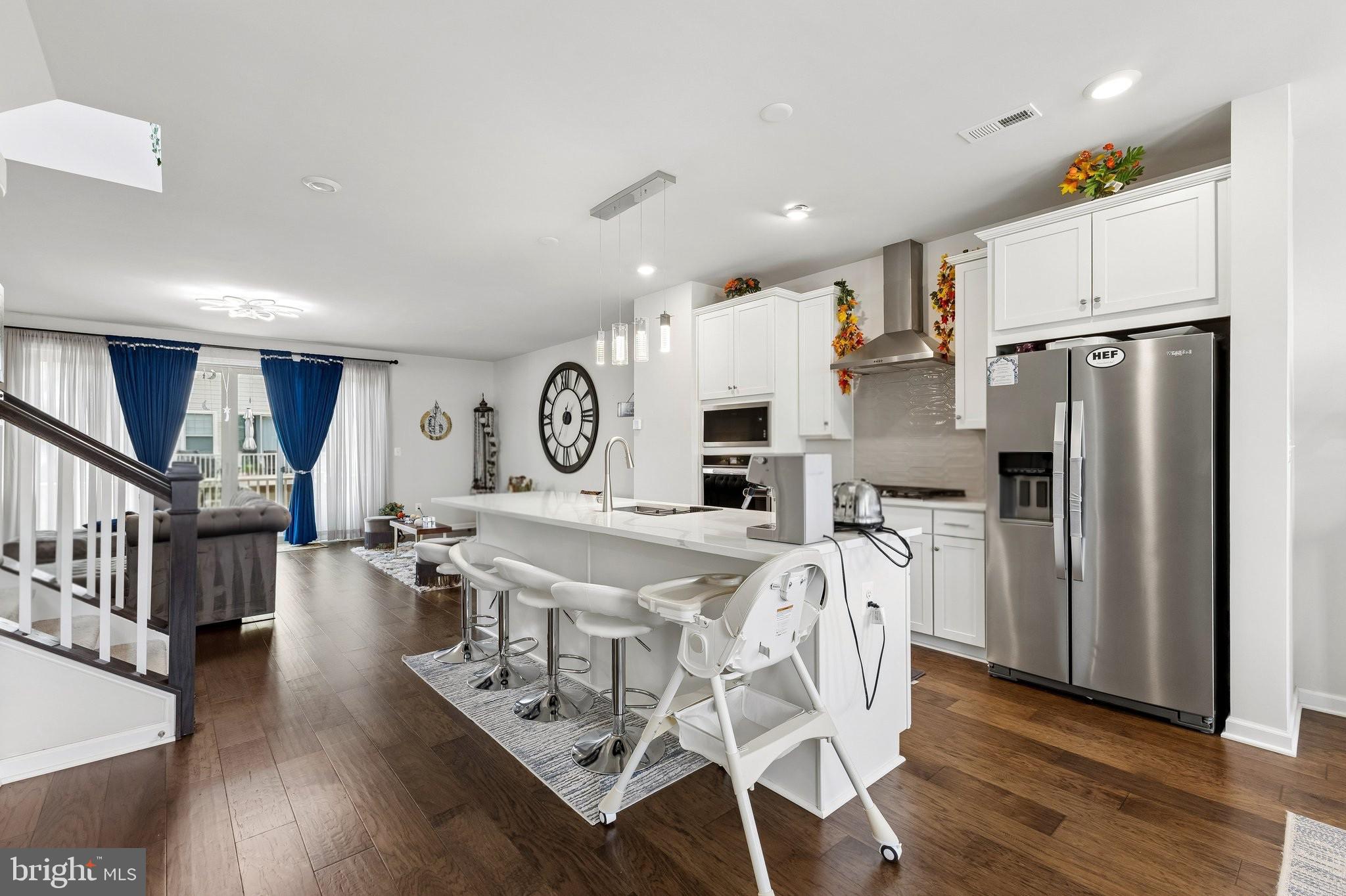 9300 BARNES LOOP