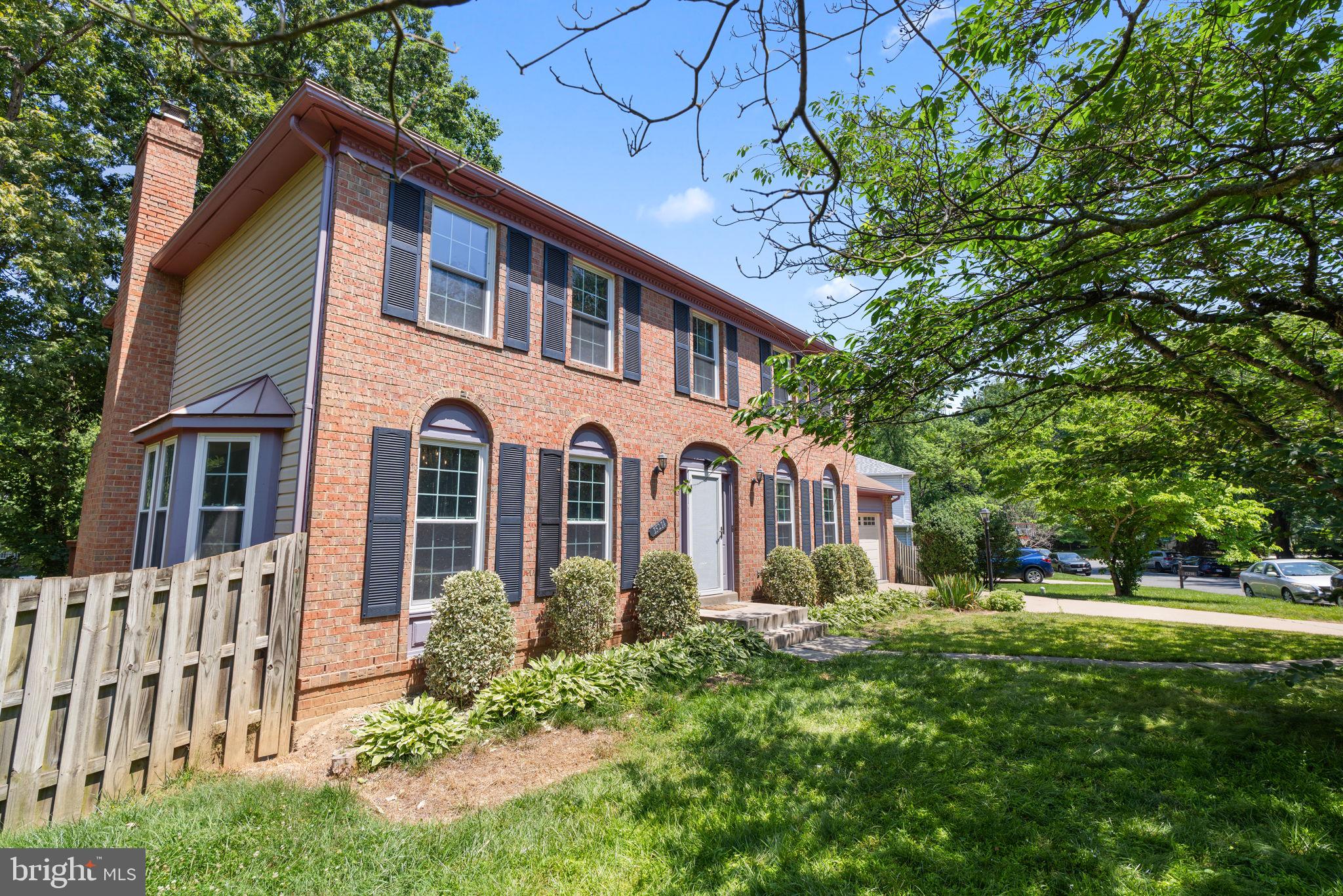 15214 HOLLEYSIDE DRIVE