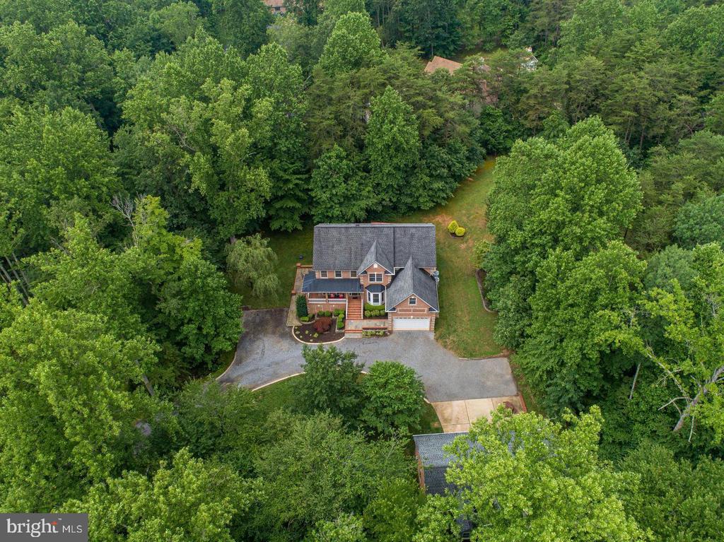 6450 MARSHALL COURT