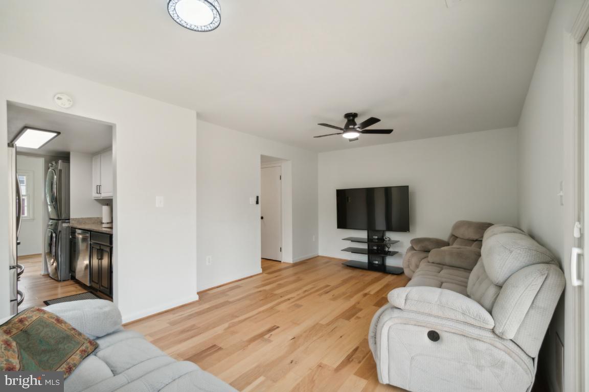 2400 KILPATRICK PLACE