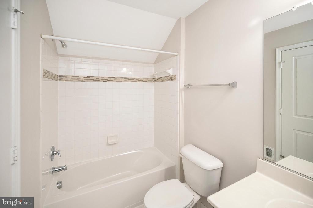 4602 POTOMAC HIGHLANDS CIRCLE