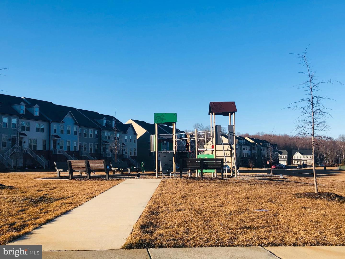 1697 BEECH LEAF STREET