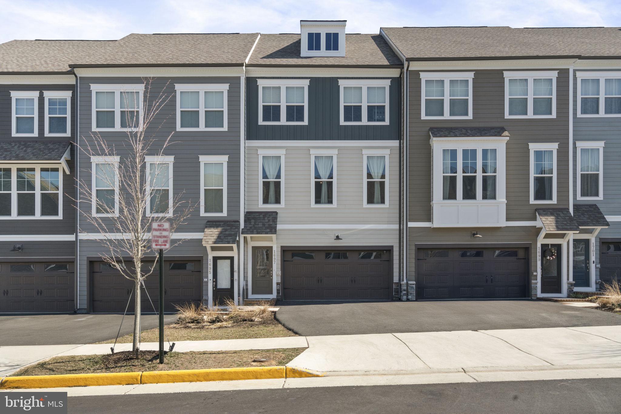 1697 BEECH LEAF STREET