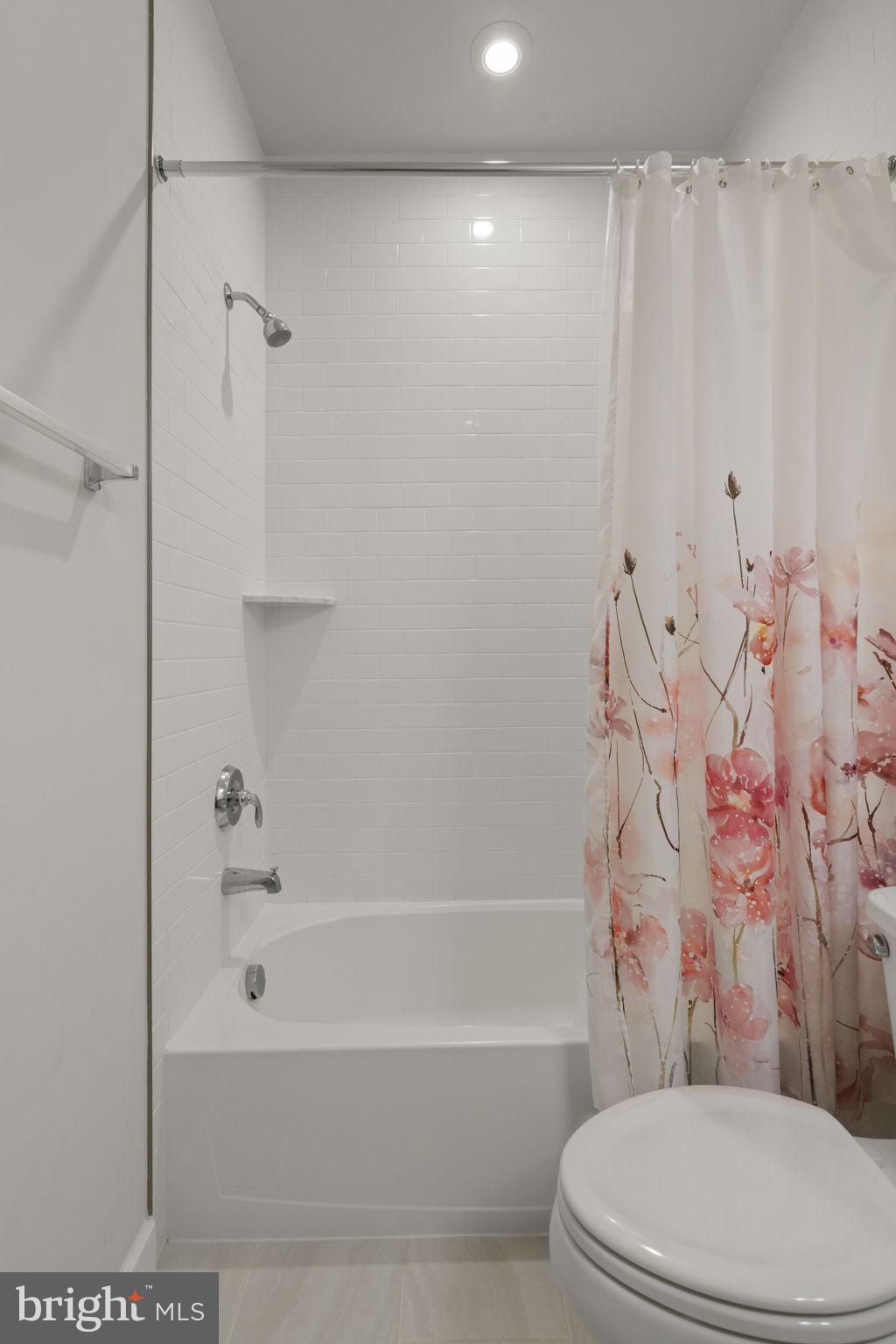 1697 BEECH LEAF STREET