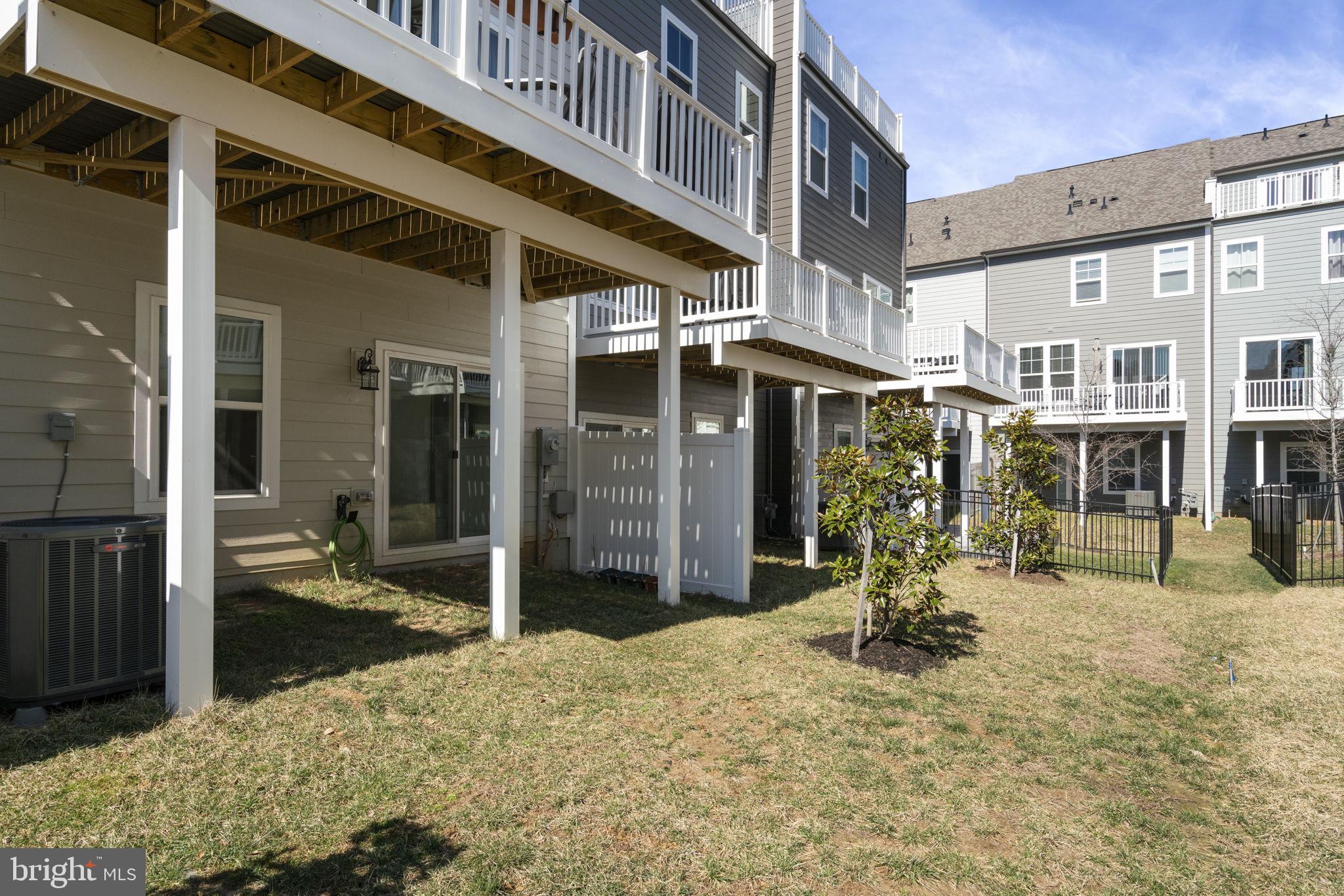 1697 BEECH LEAF STREET