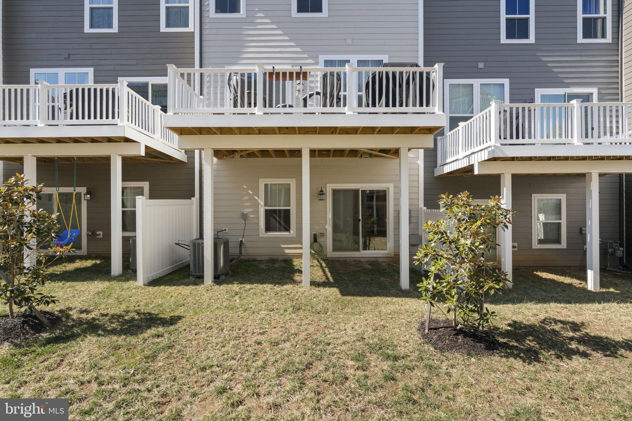 1697 BEECH LEAF STREET