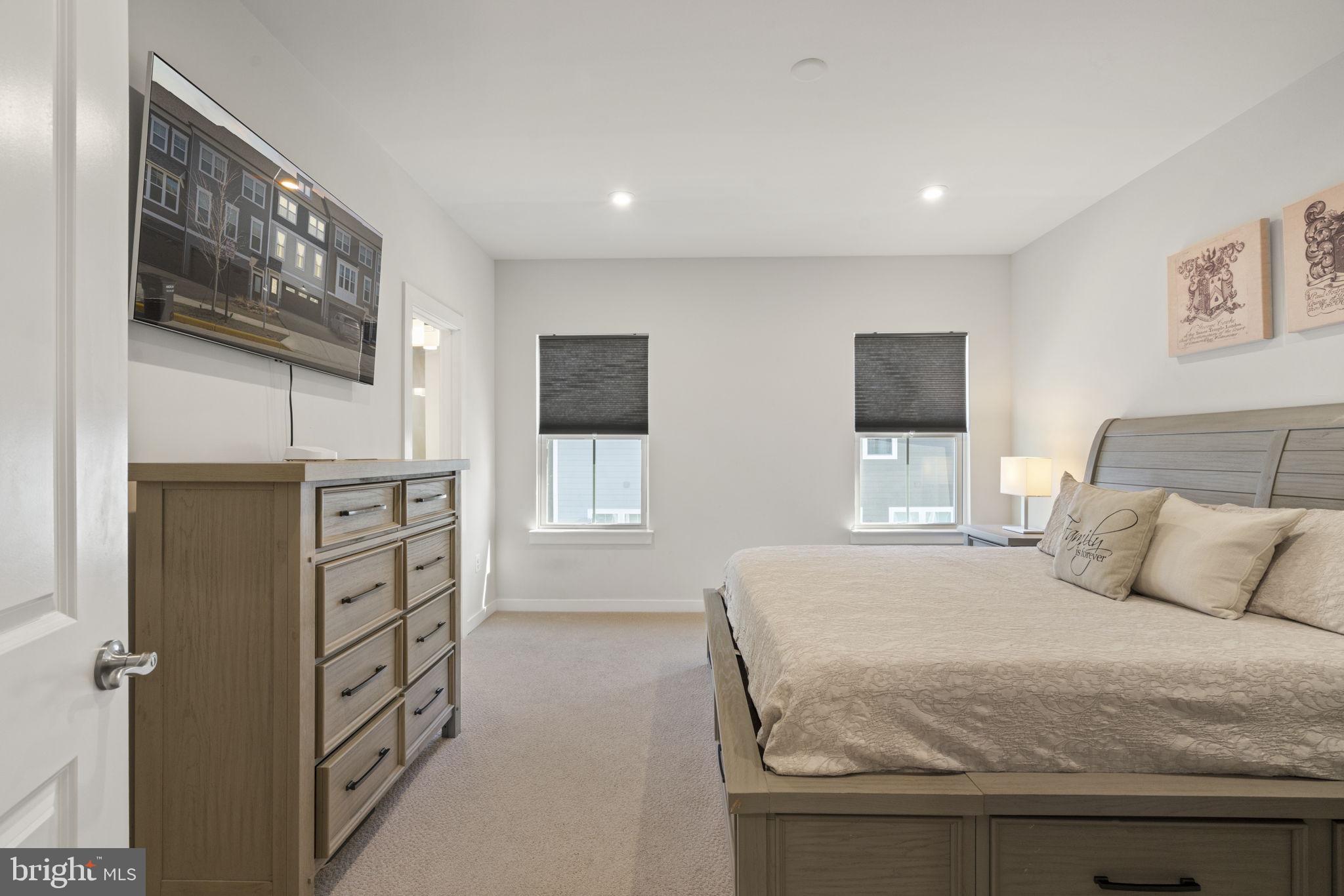 1697 BEECH LEAF STREET