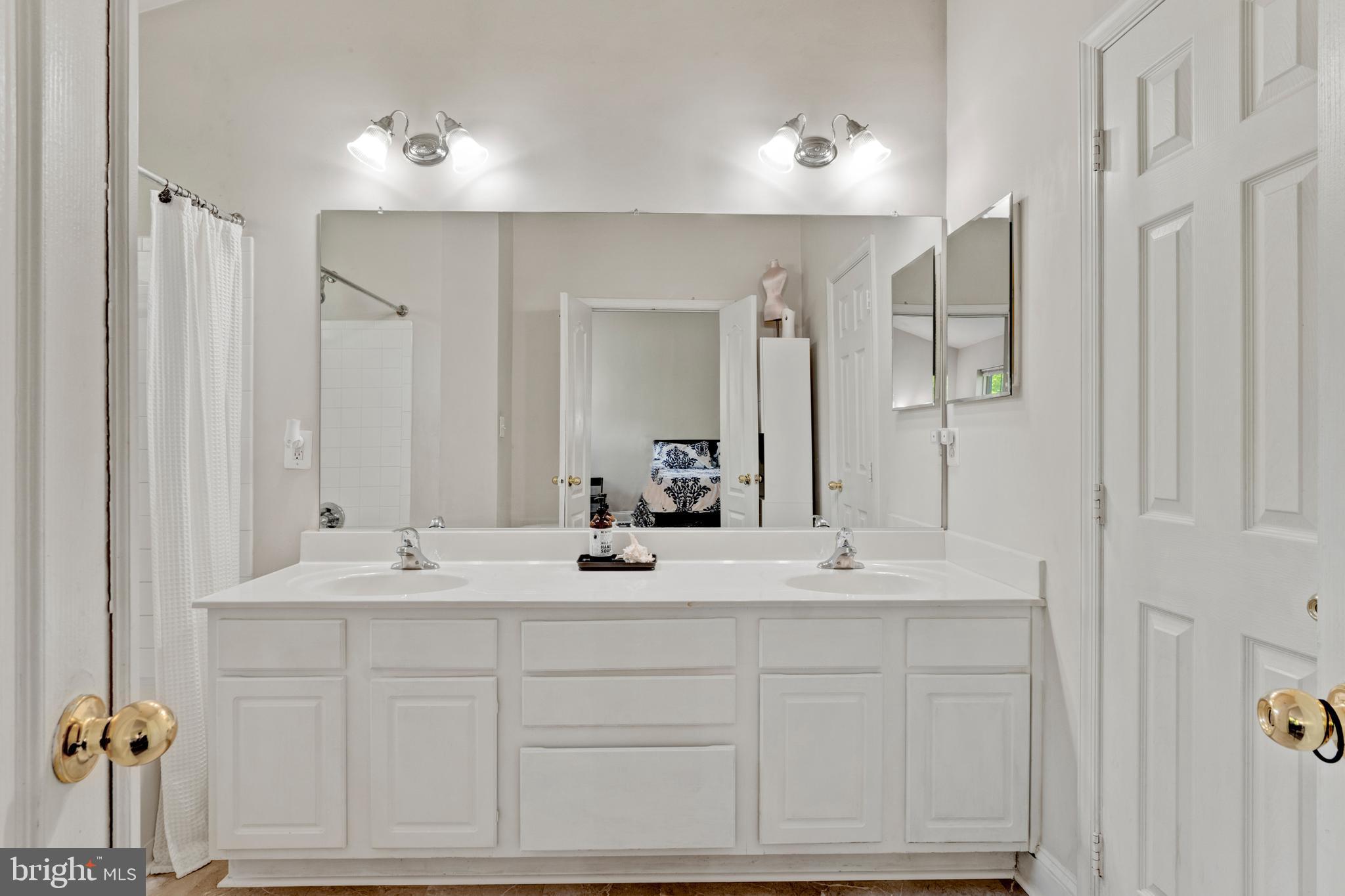 2500 BLUE POOL DRIVE