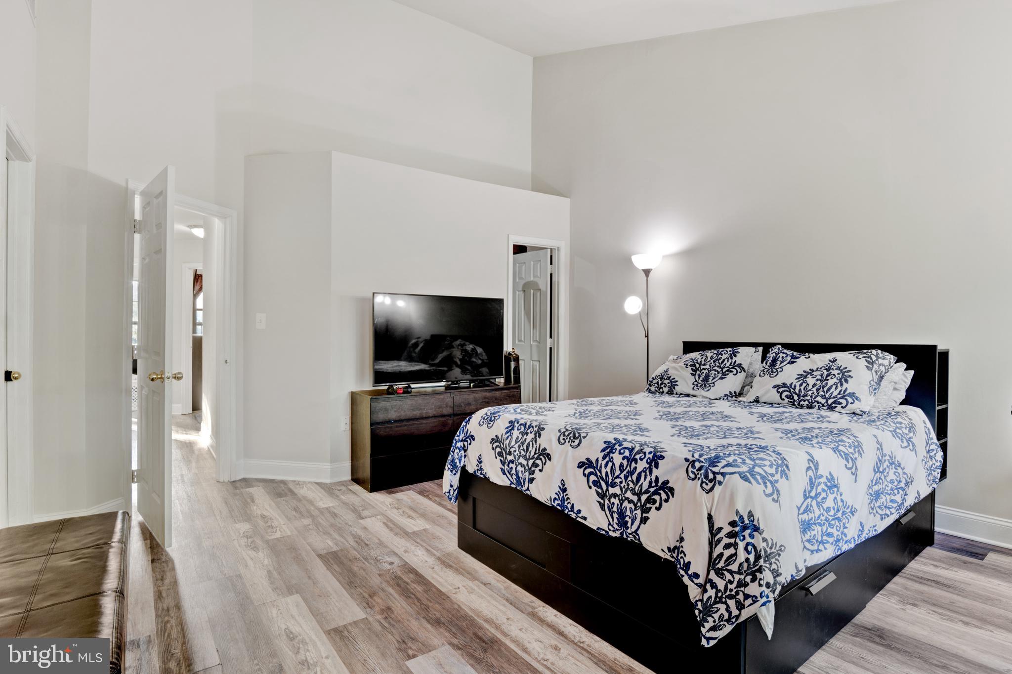 2500 BLUE POOL DRIVE