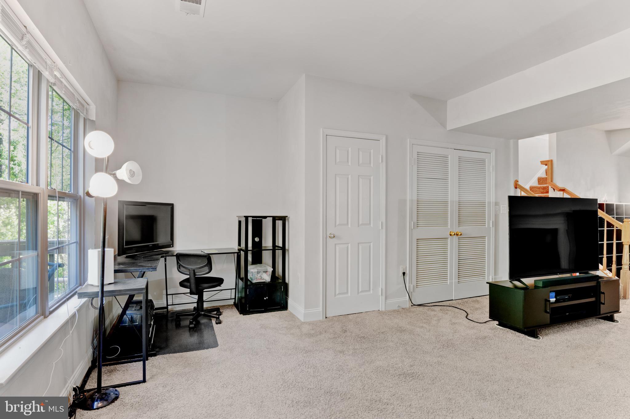 2500 BLUE POOL DRIVE