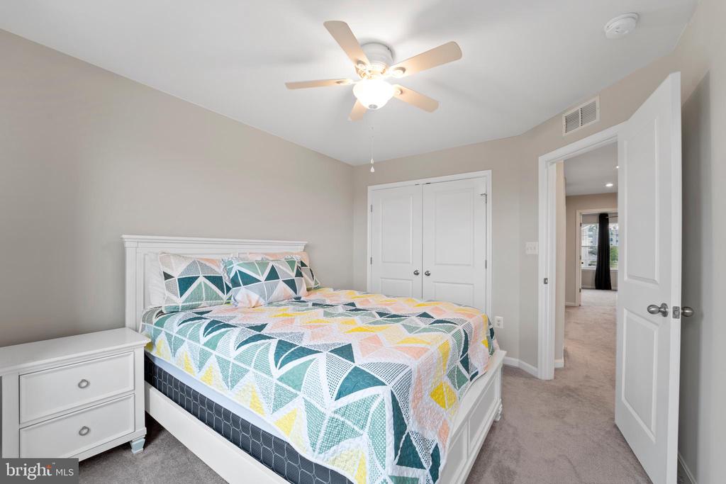 18216 SUMMIT POINTE DRIVE