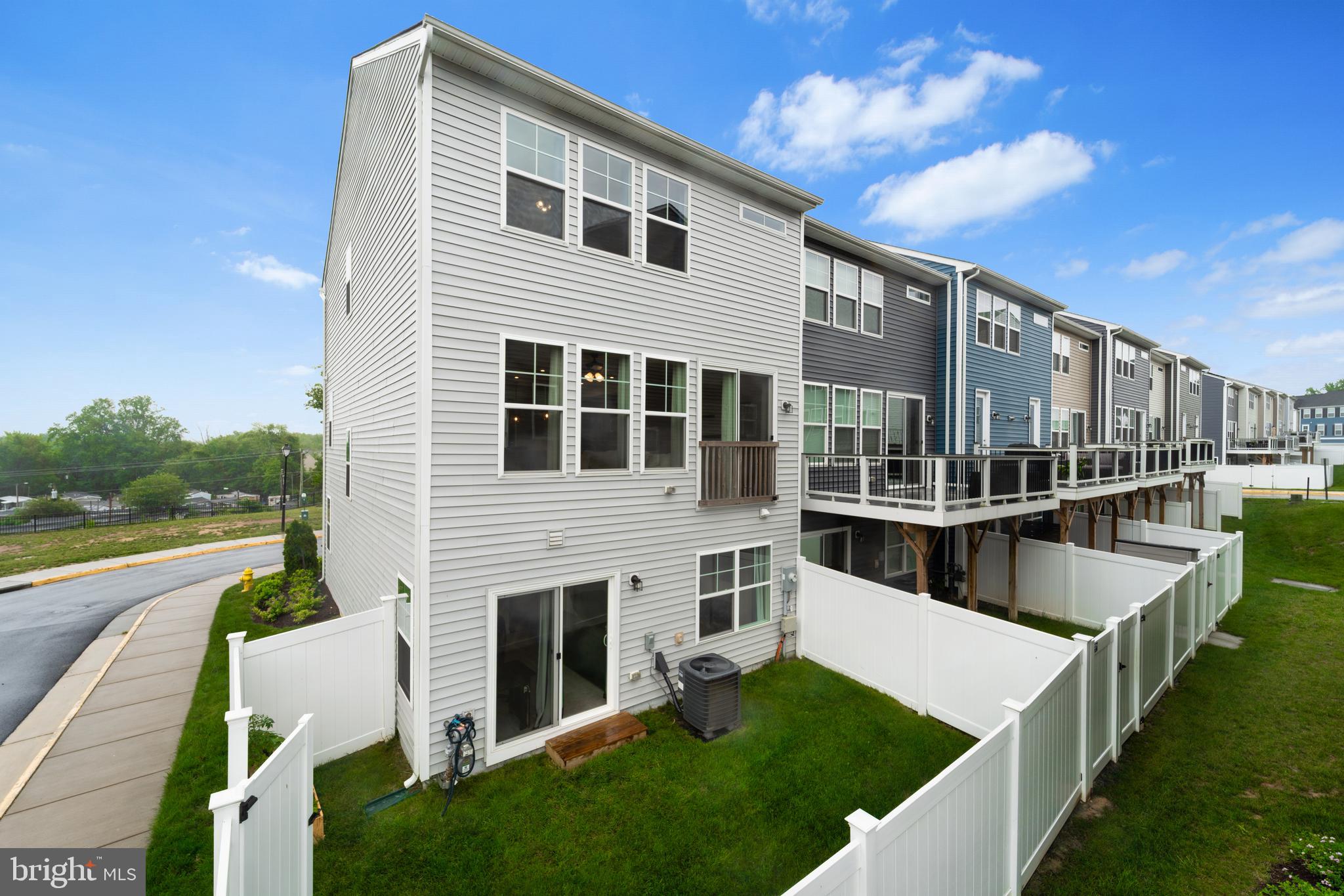 18216 SUMMIT POINTE DRIVE