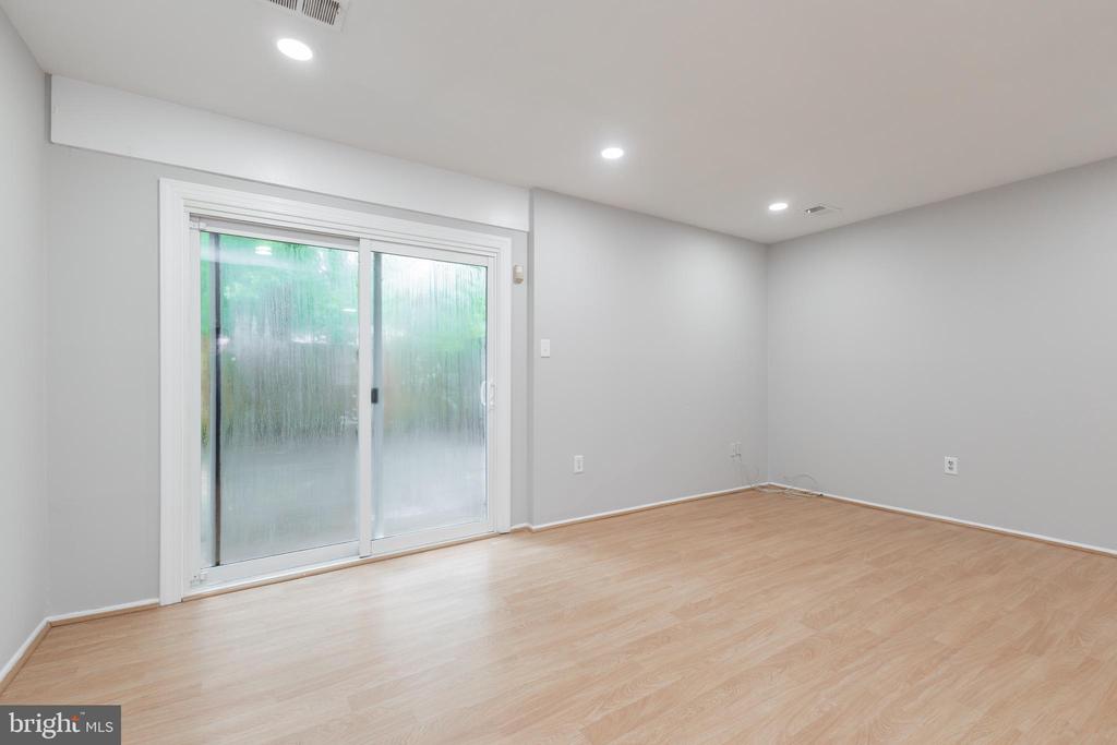 14434 FALMOUTH DRIVE