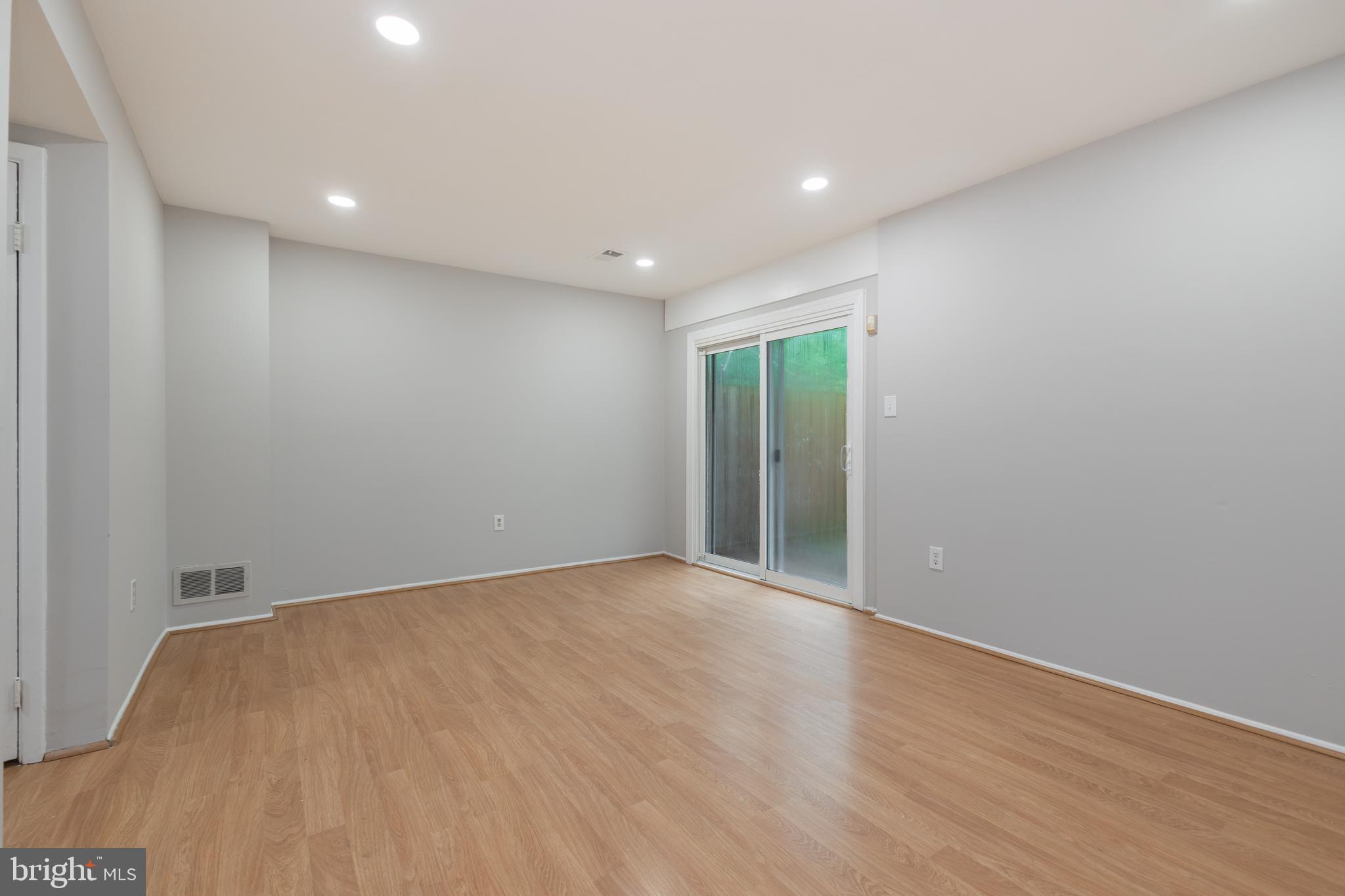 14434 FALMOUTH DRIVE