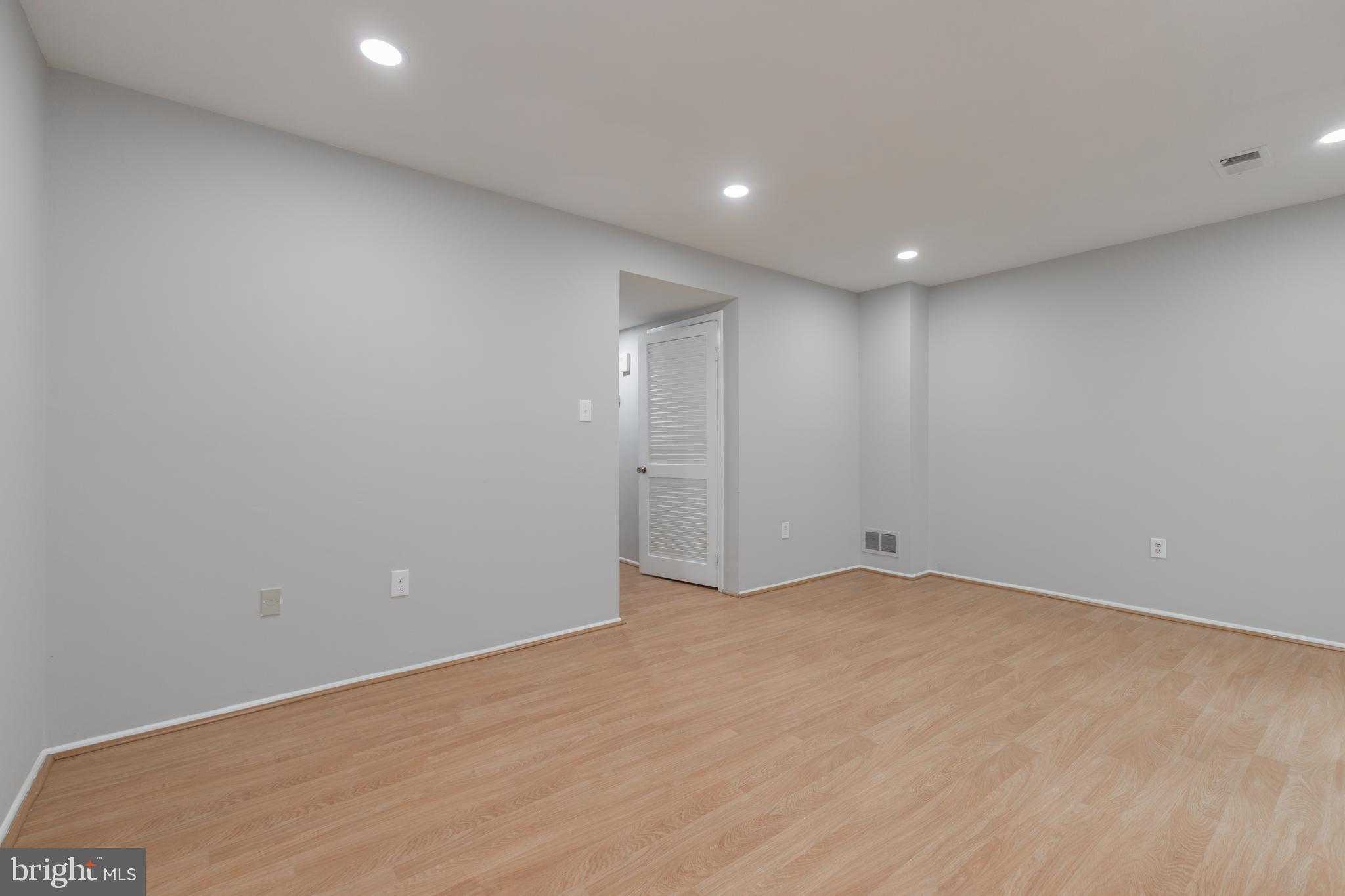 14434 FALMOUTH DRIVE