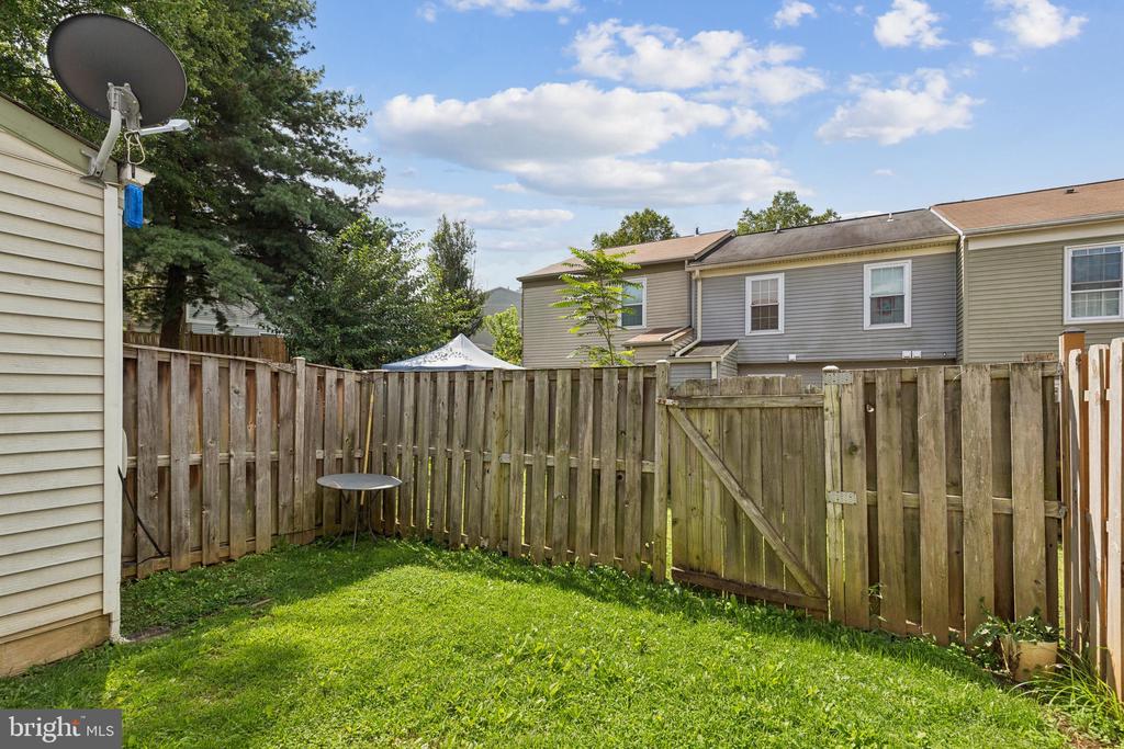 3413 TENDRIL COURT