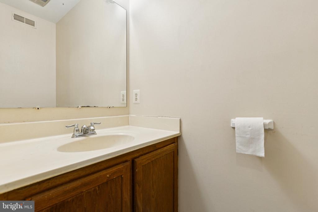 3413 TENDRIL COURT