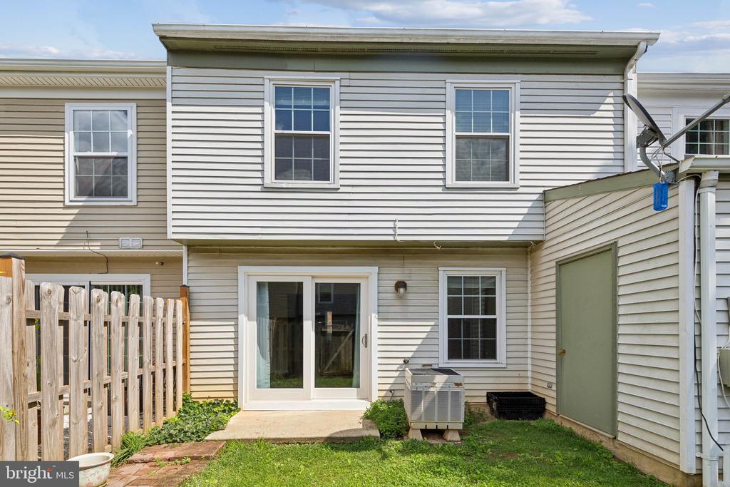 3413 TENDRIL COURT