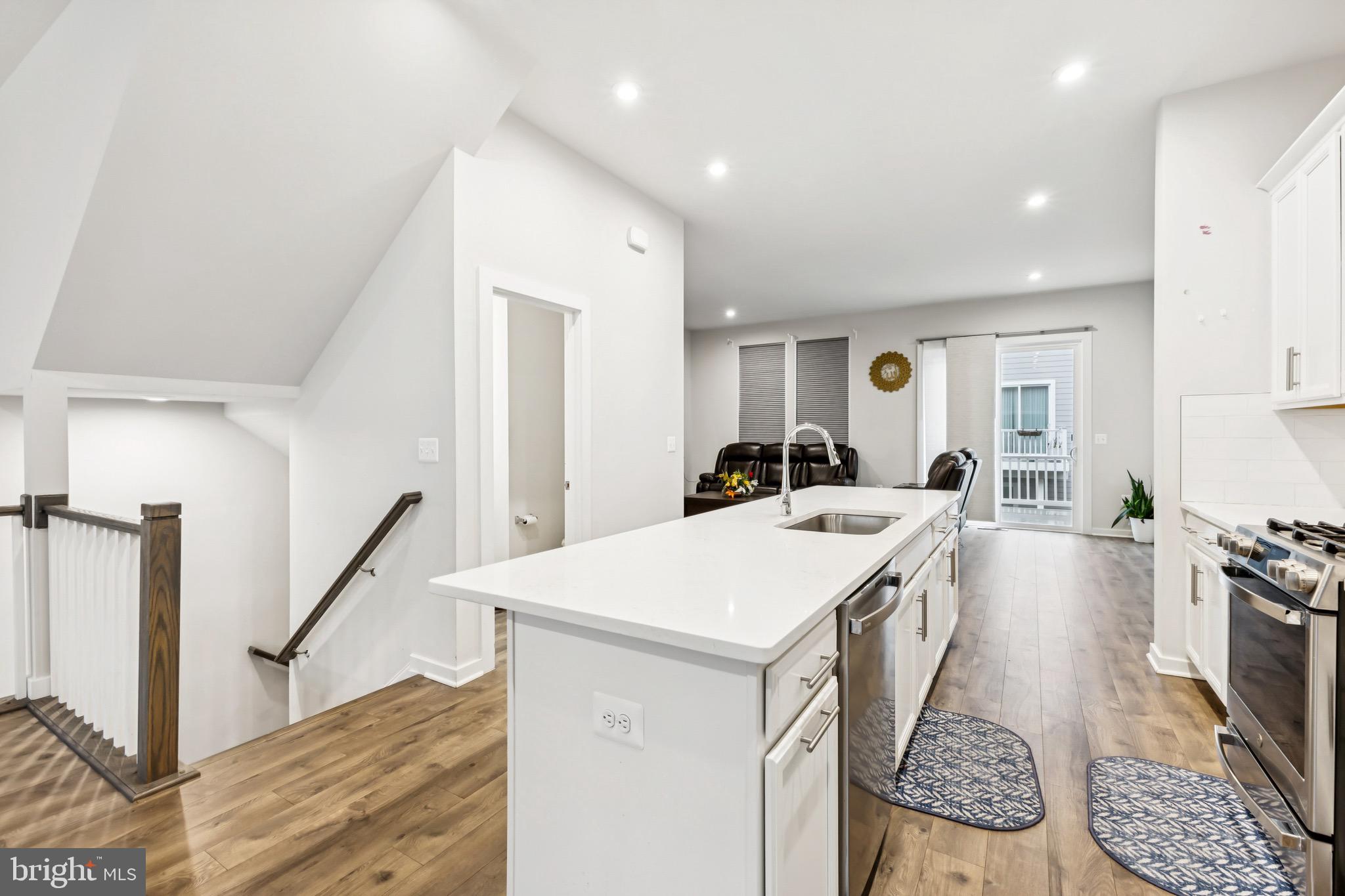 1697 BEECH LEAF STREET