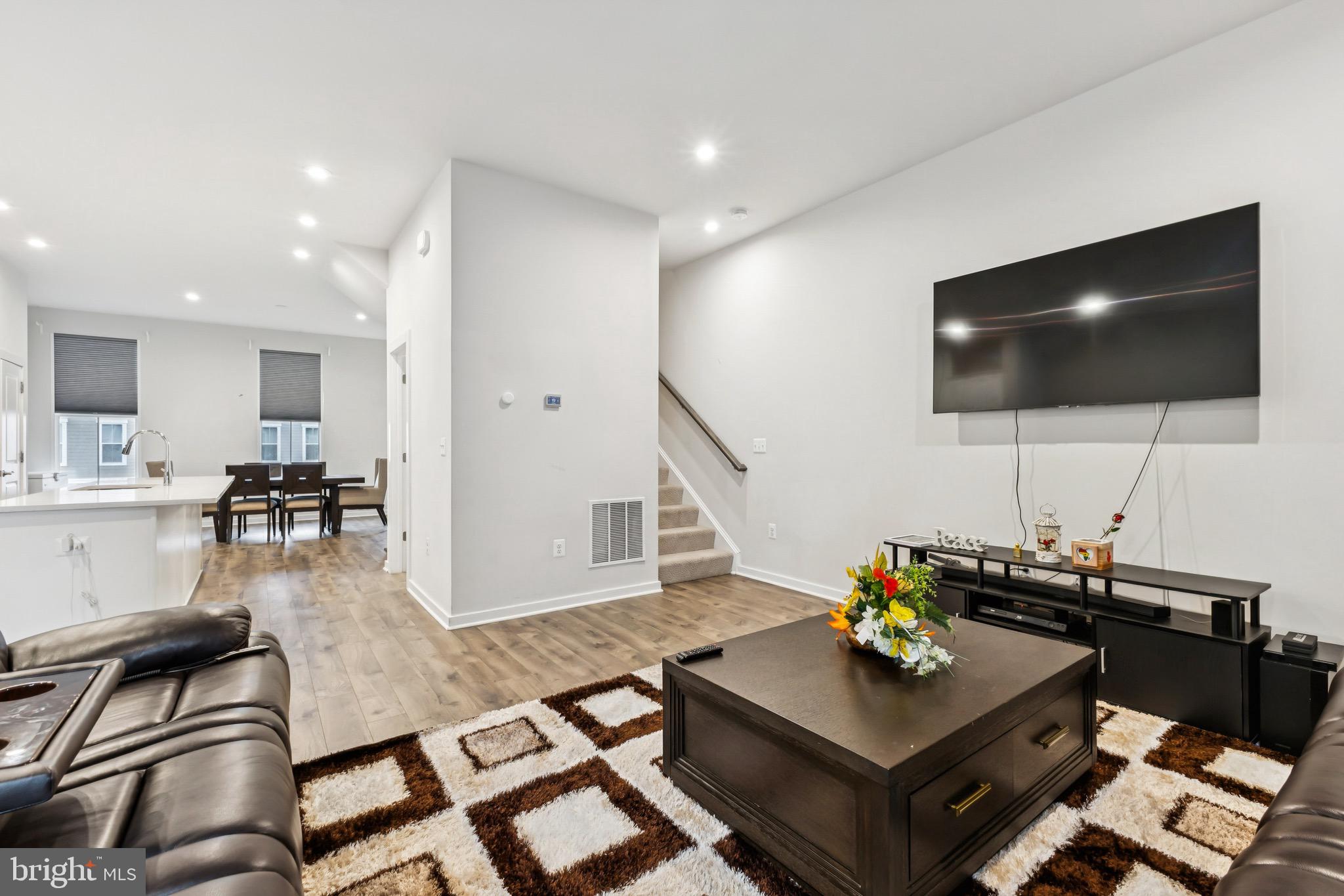 1697 BEECH LEAF STREET