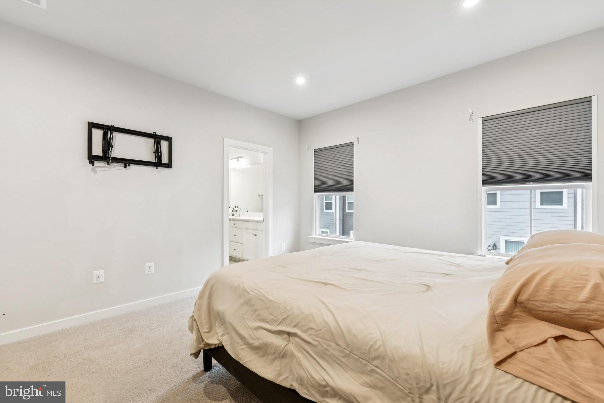 1697 BEECH LEAF STREET