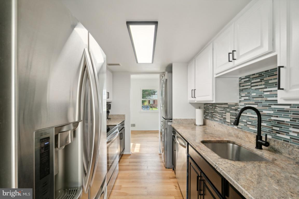 2400 KILPATRICK PLACE