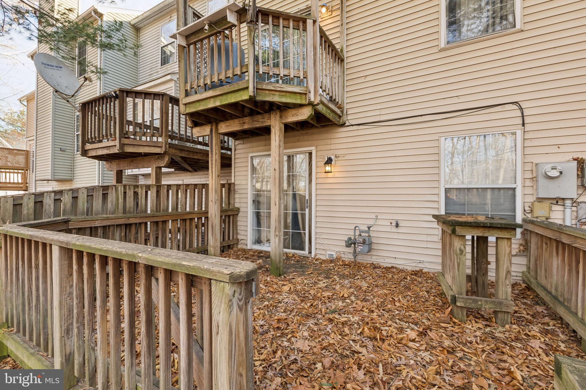 2740 BRIER POND CIRCLE