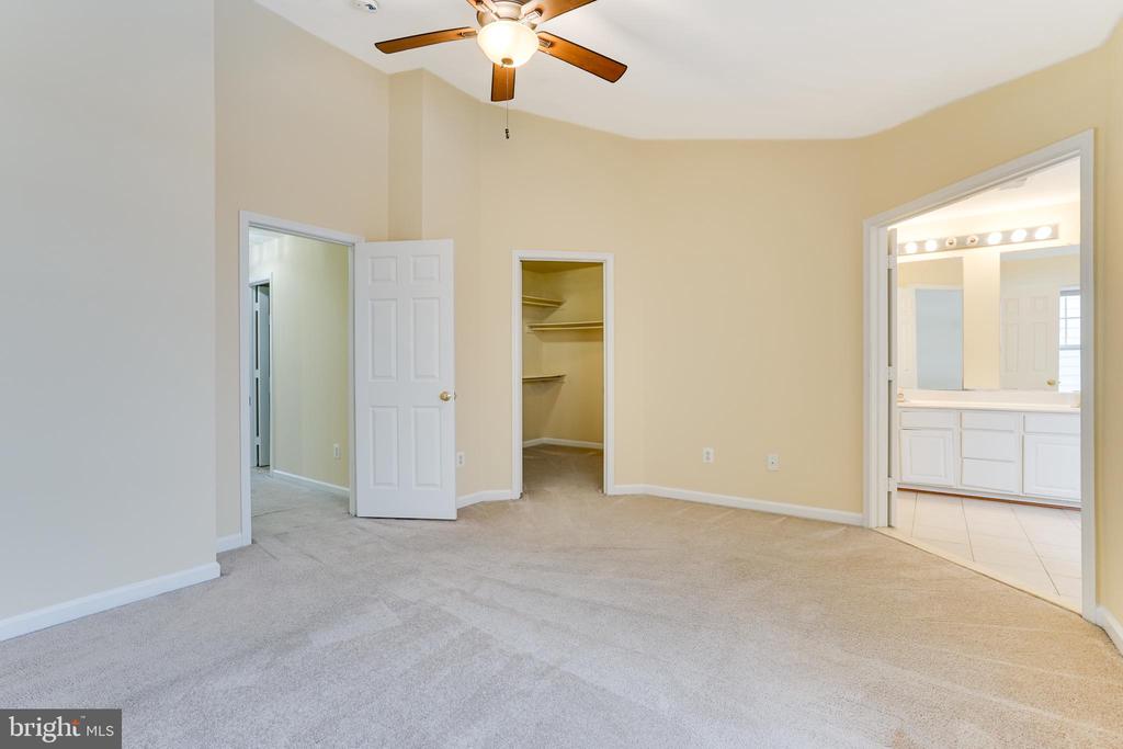 16742 SWEENEY LANE