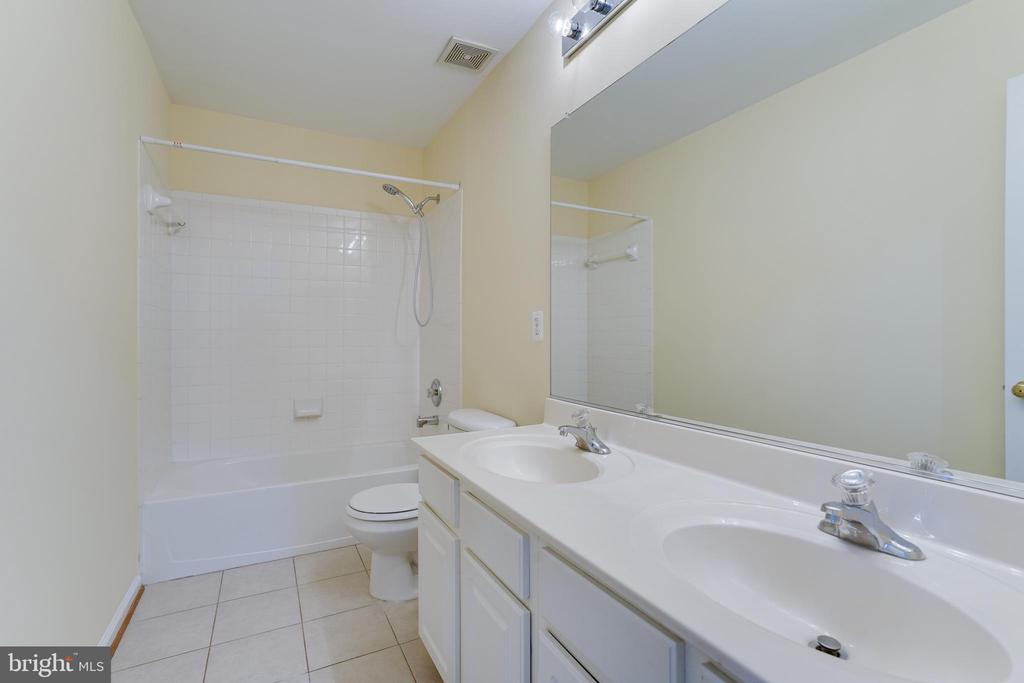 16742 SWEENEY LANE