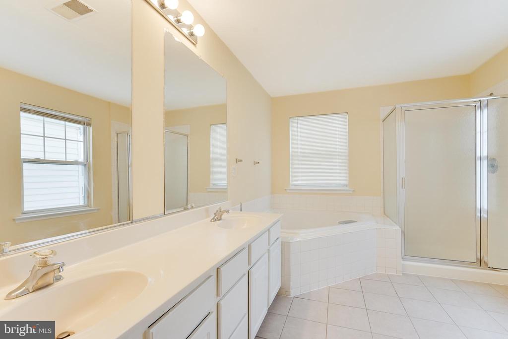 16742 SWEENEY LANE