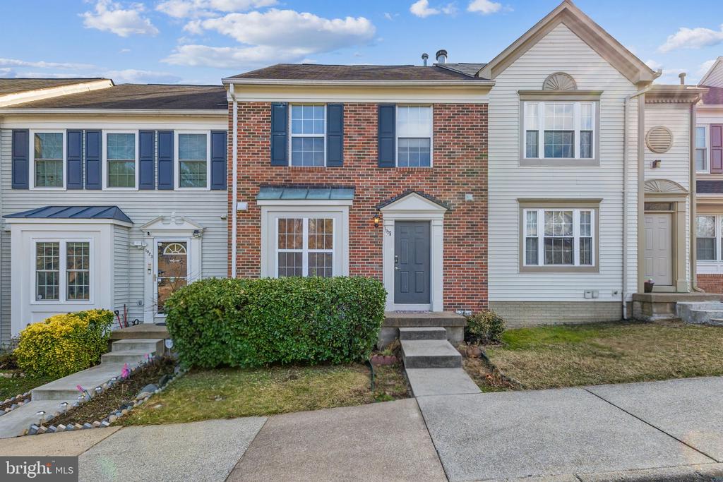 1925 INGLEBROOK DRIVE