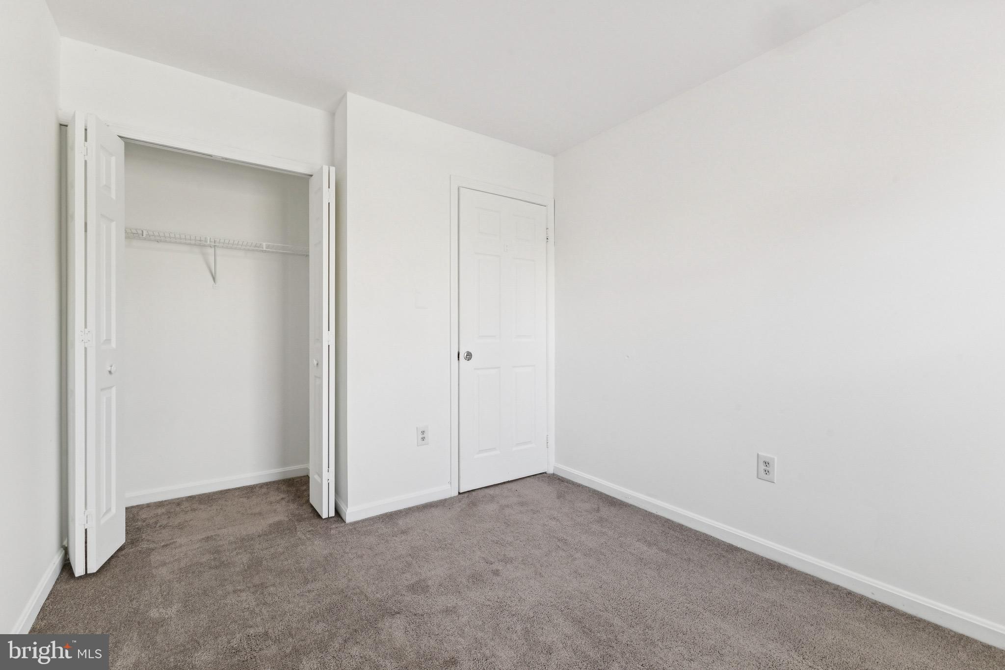 1925 INGLEBROOK DRIVE