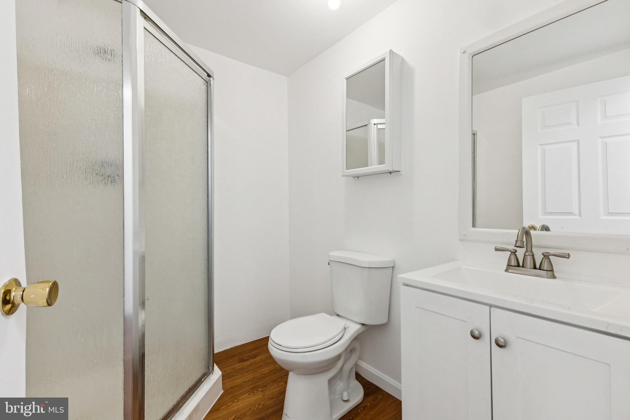 1925 INGLEBROOK DRIVE