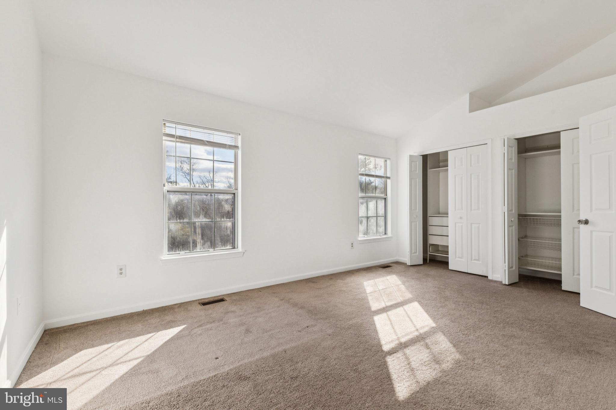 1925 INGLEBROOK DRIVE