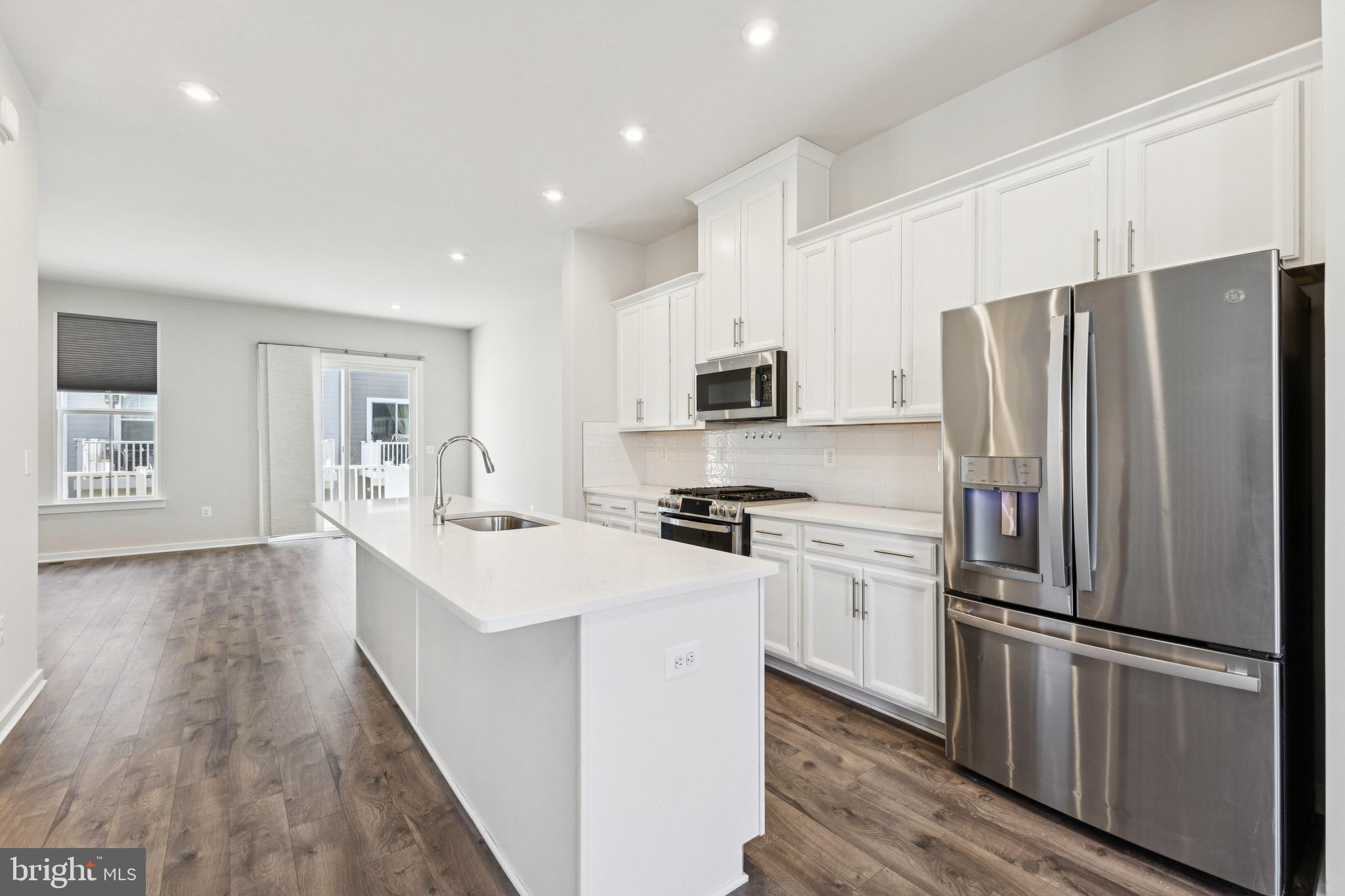 1697 BEECH LEAF STREET