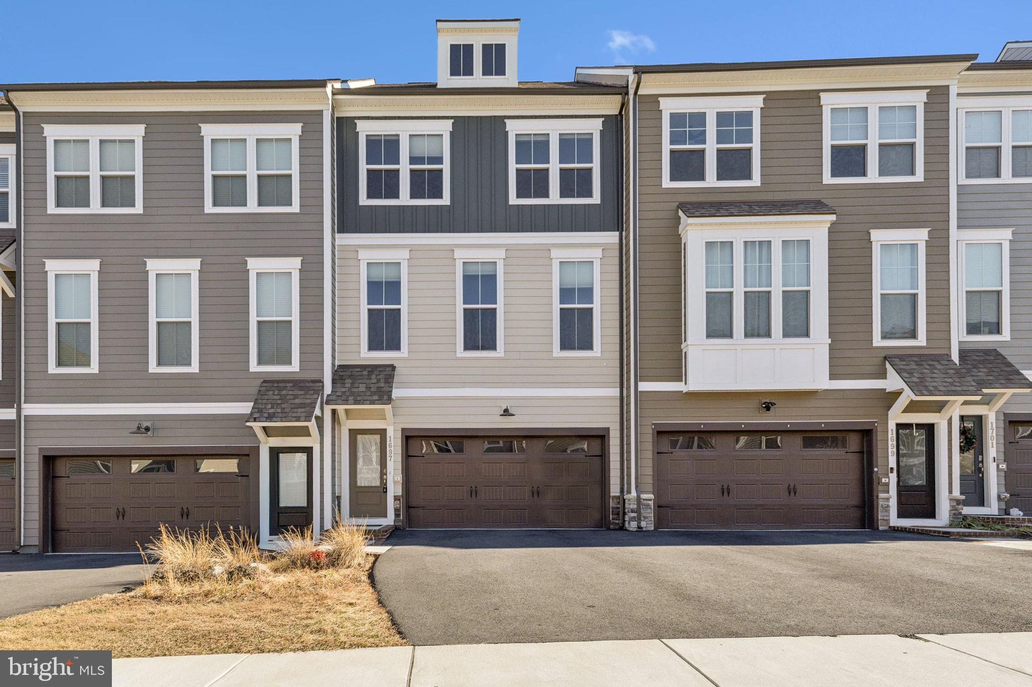 1697 BEECH LEAF STREET