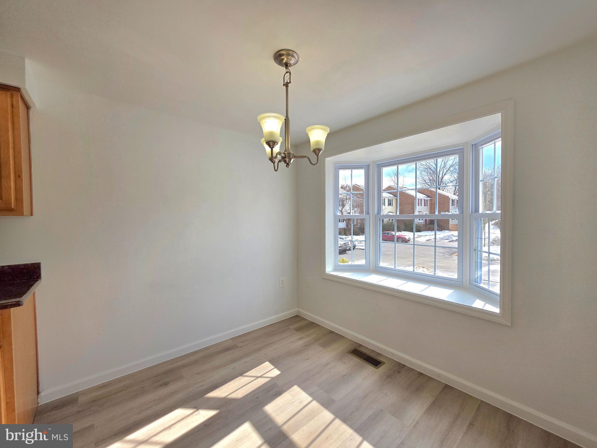 2520 DOVERHILL COURT