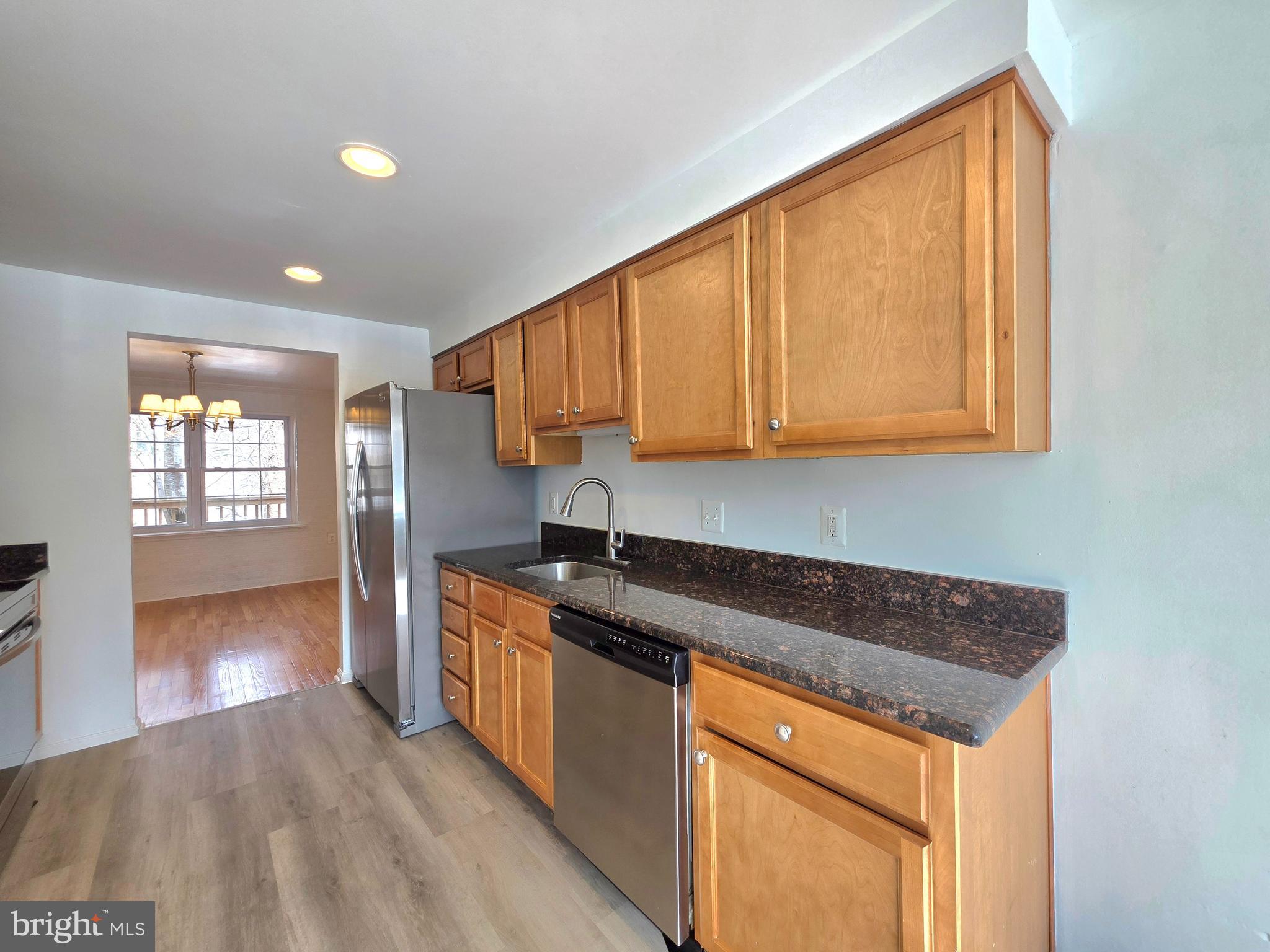 2520 DOVERHILL COURT