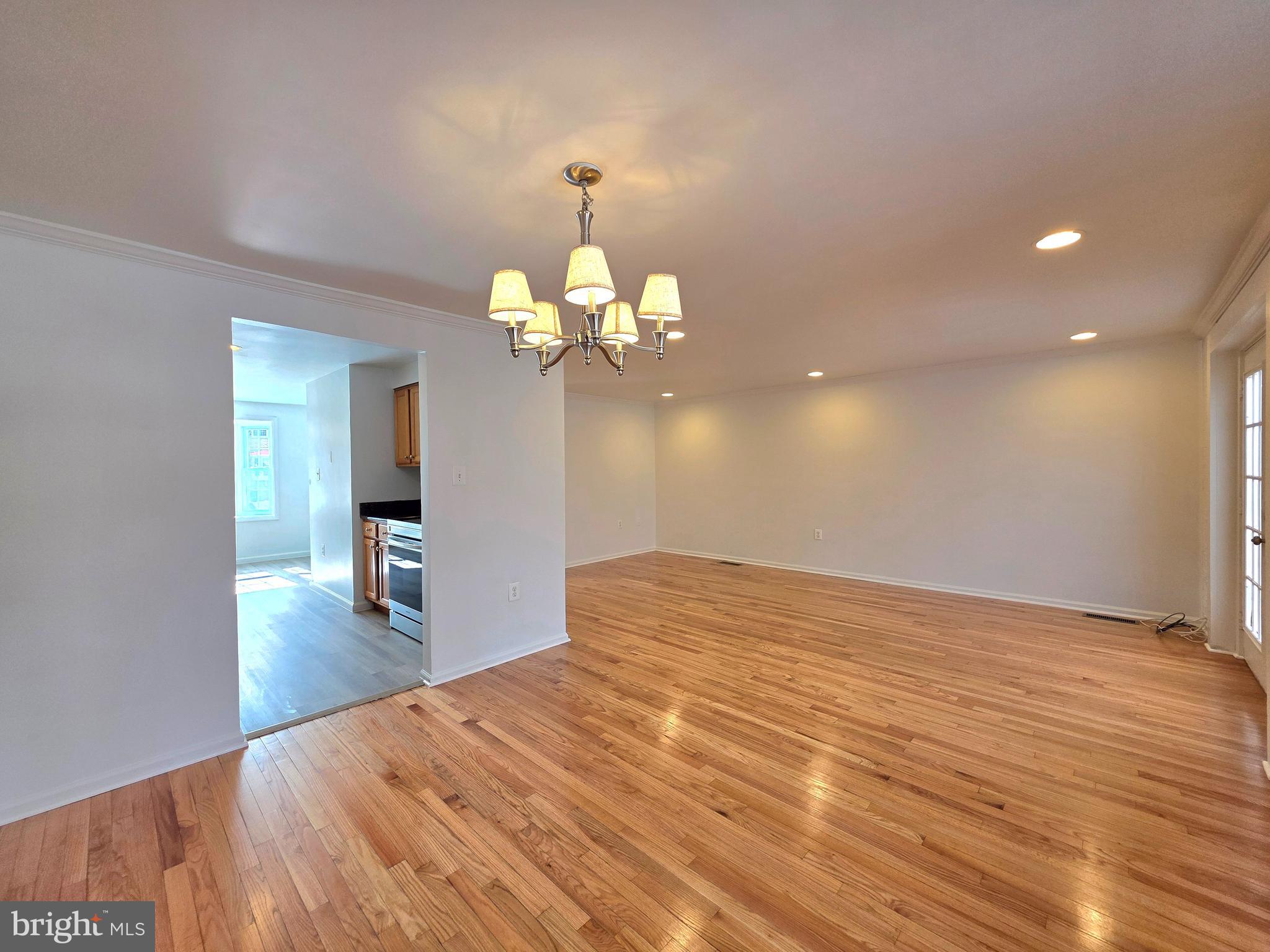 2520 DOVERHILL COURT