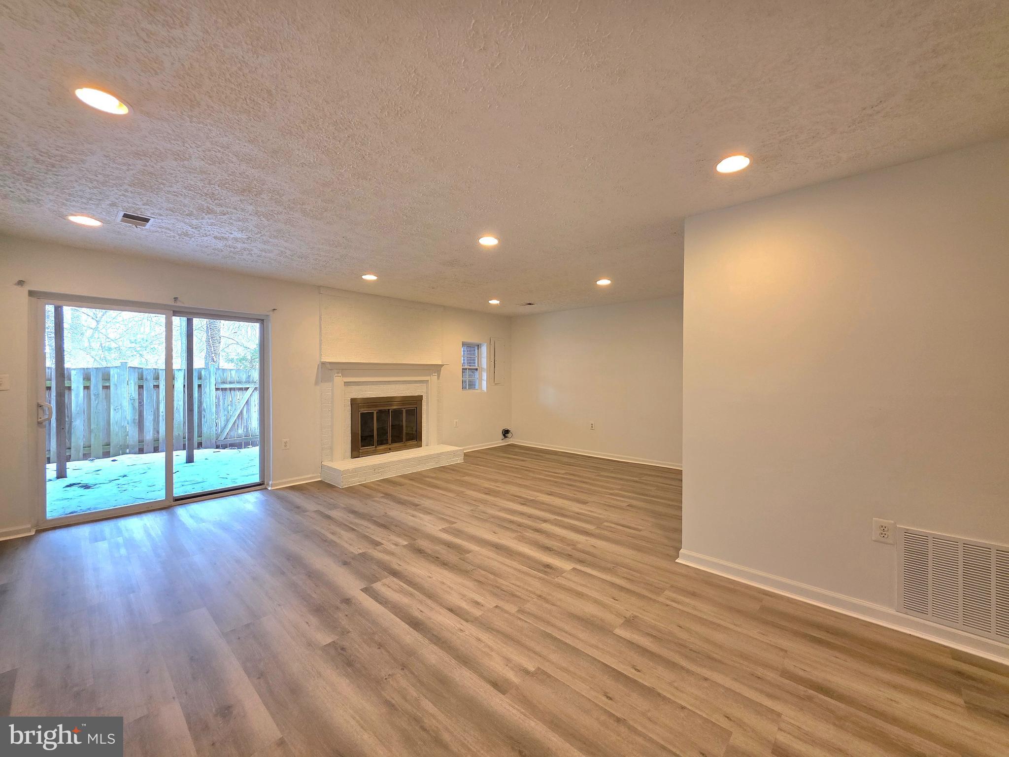 2520 DOVERHILL COURT