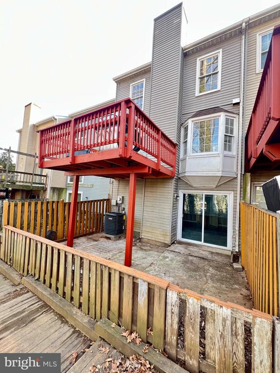 4504 BLUE JAY COURT