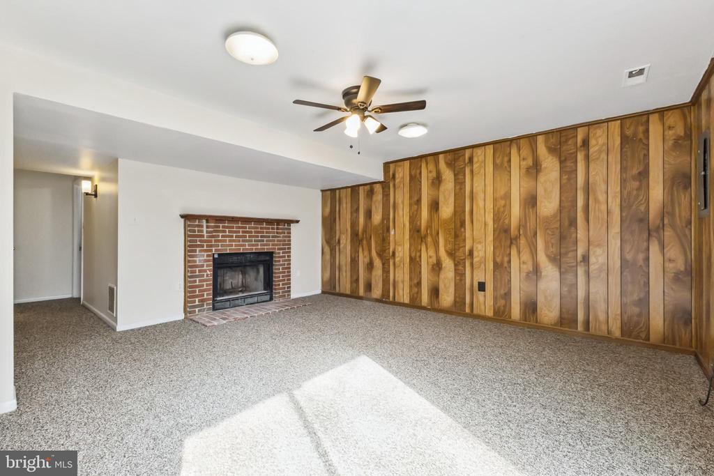 14872 DORIAN DRIVE
