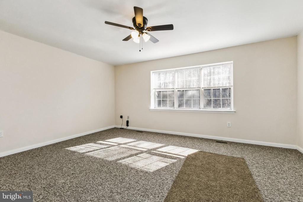 14872 DORIAN DRIVE
