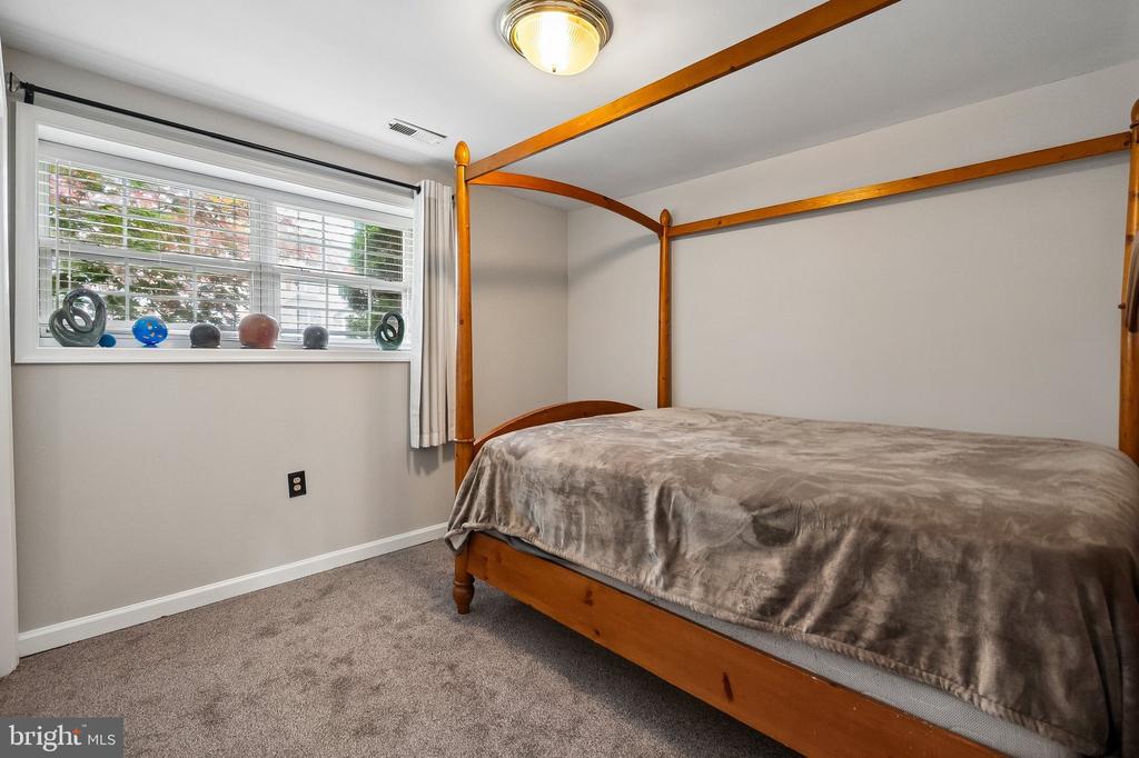 8409 TACKHOUSE LOOP