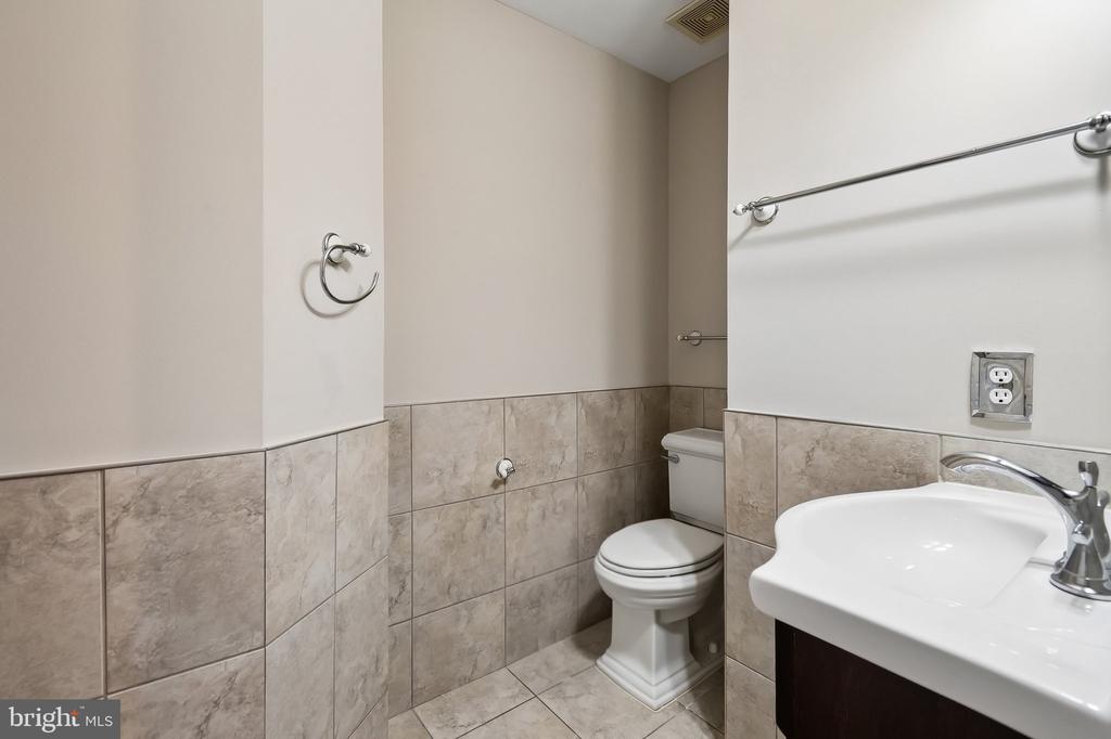 8409 TACKHOUSE LOOP