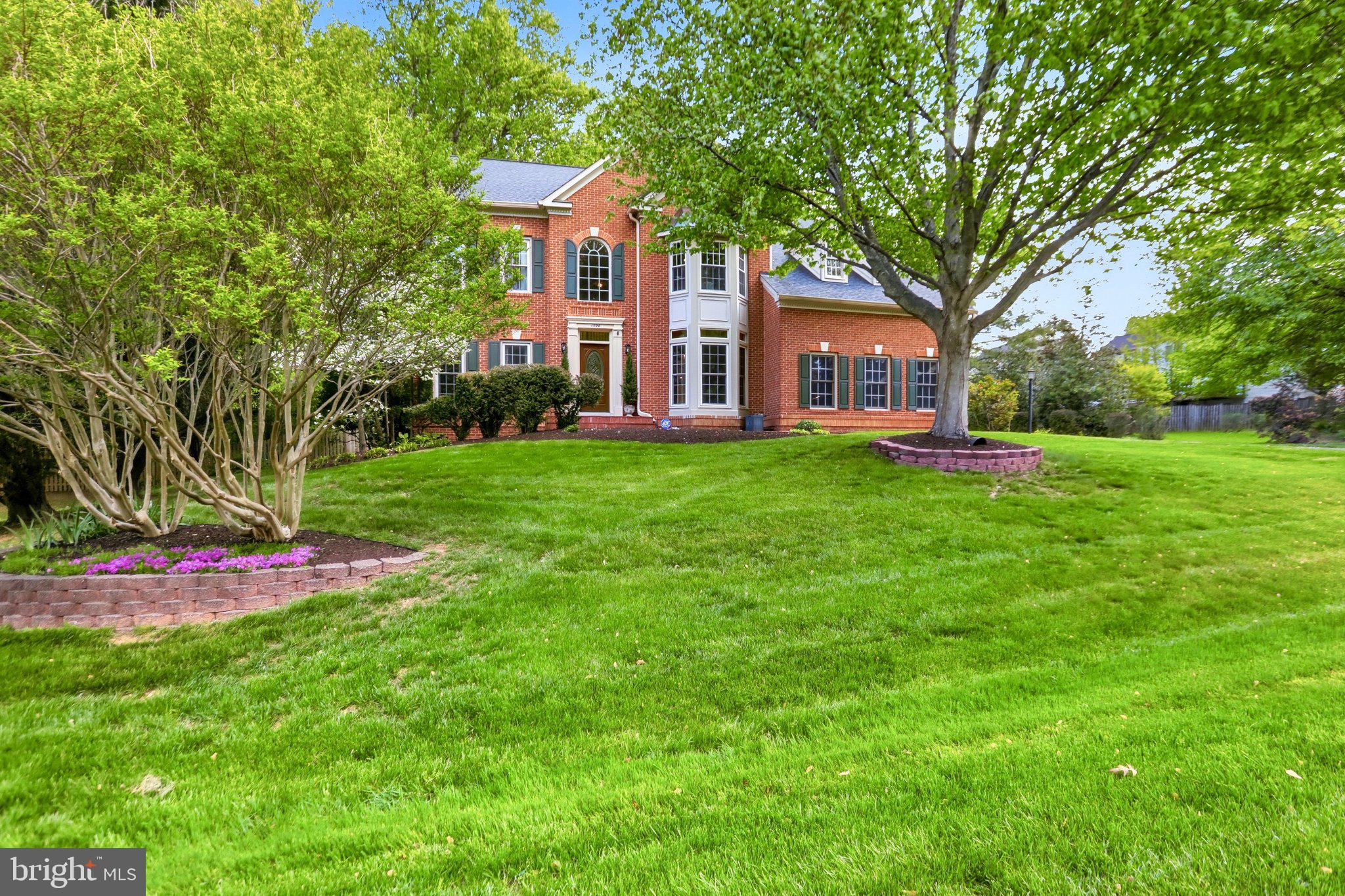 7858 MEADOWGATE DRIVE