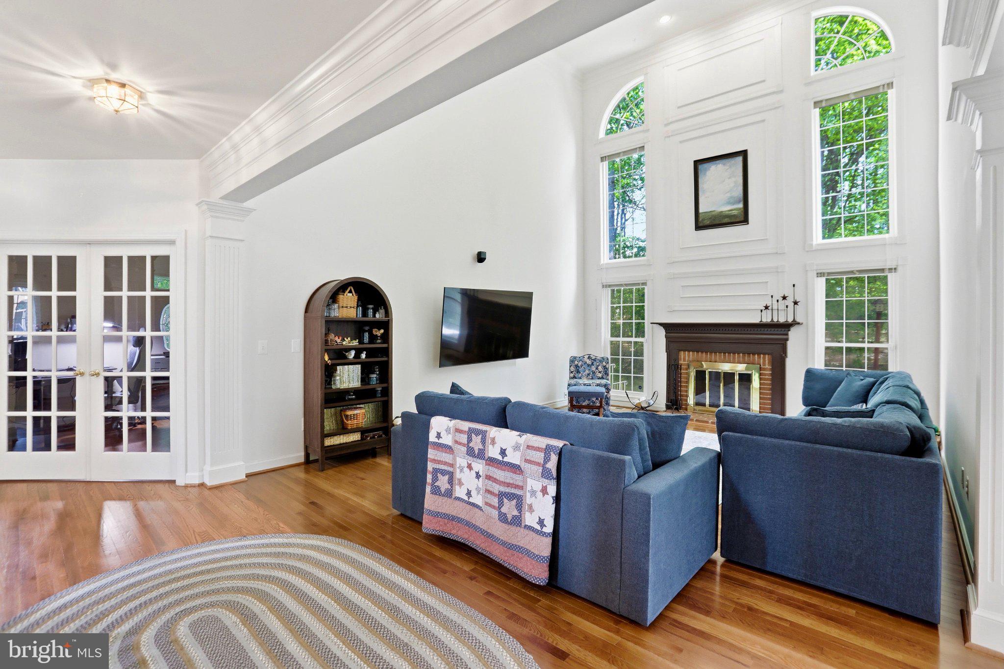 7858 MEADOWGATE DRIVE