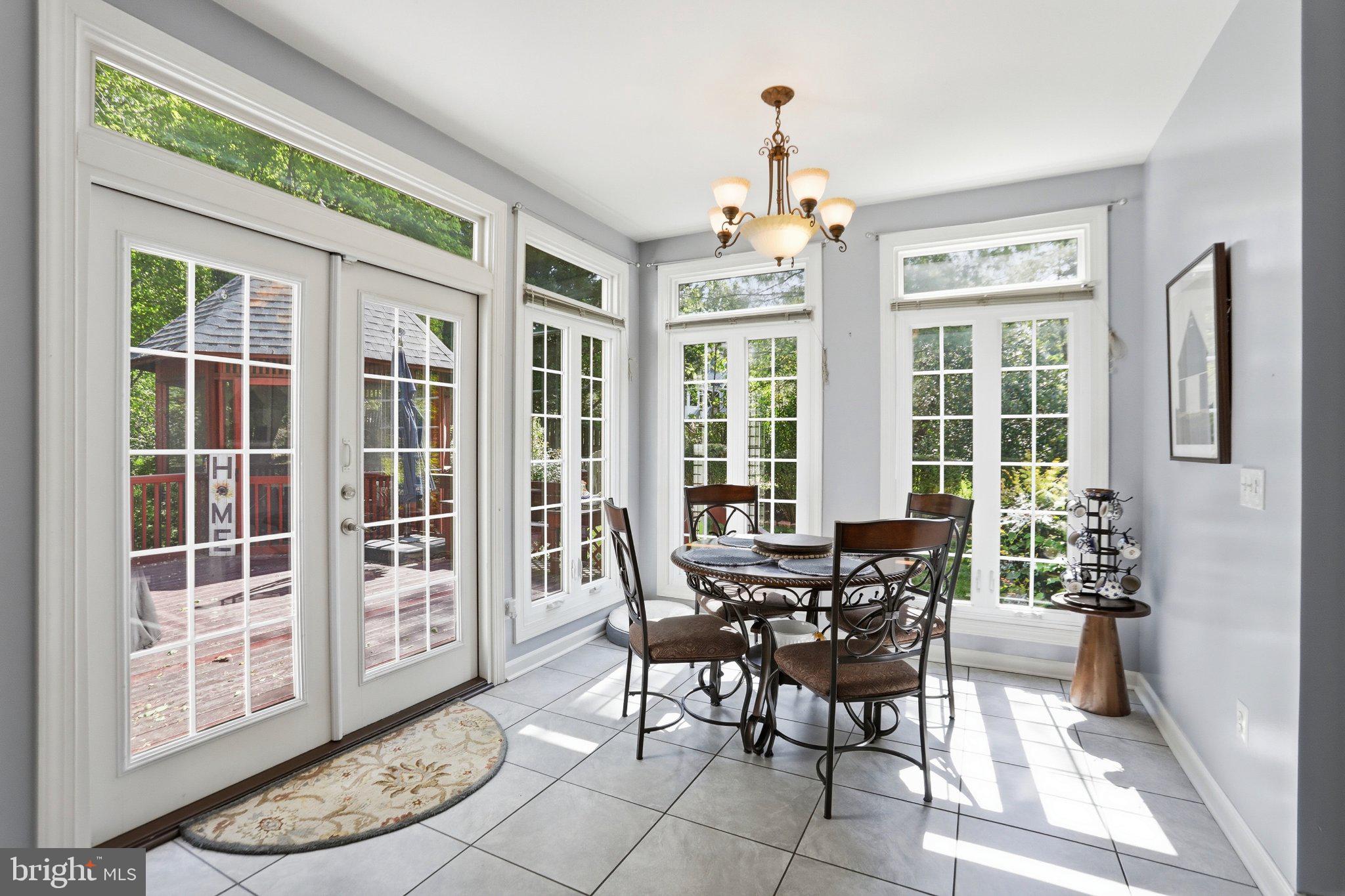 7858 MEADOWGATE DRIVE